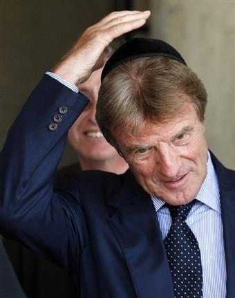 Bernard Kouchner